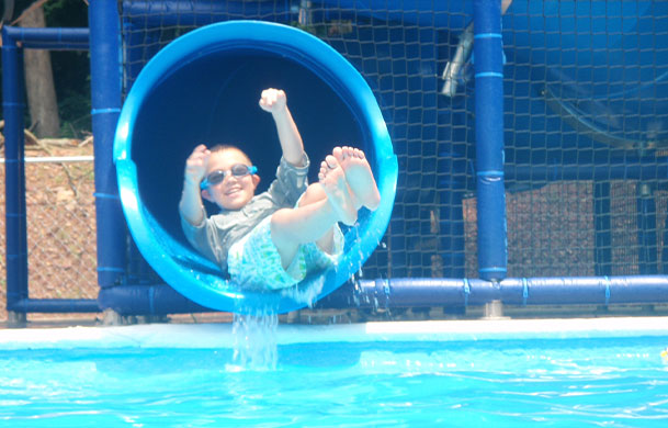 Poolside relaxation at Adventure Bound Oak Creek